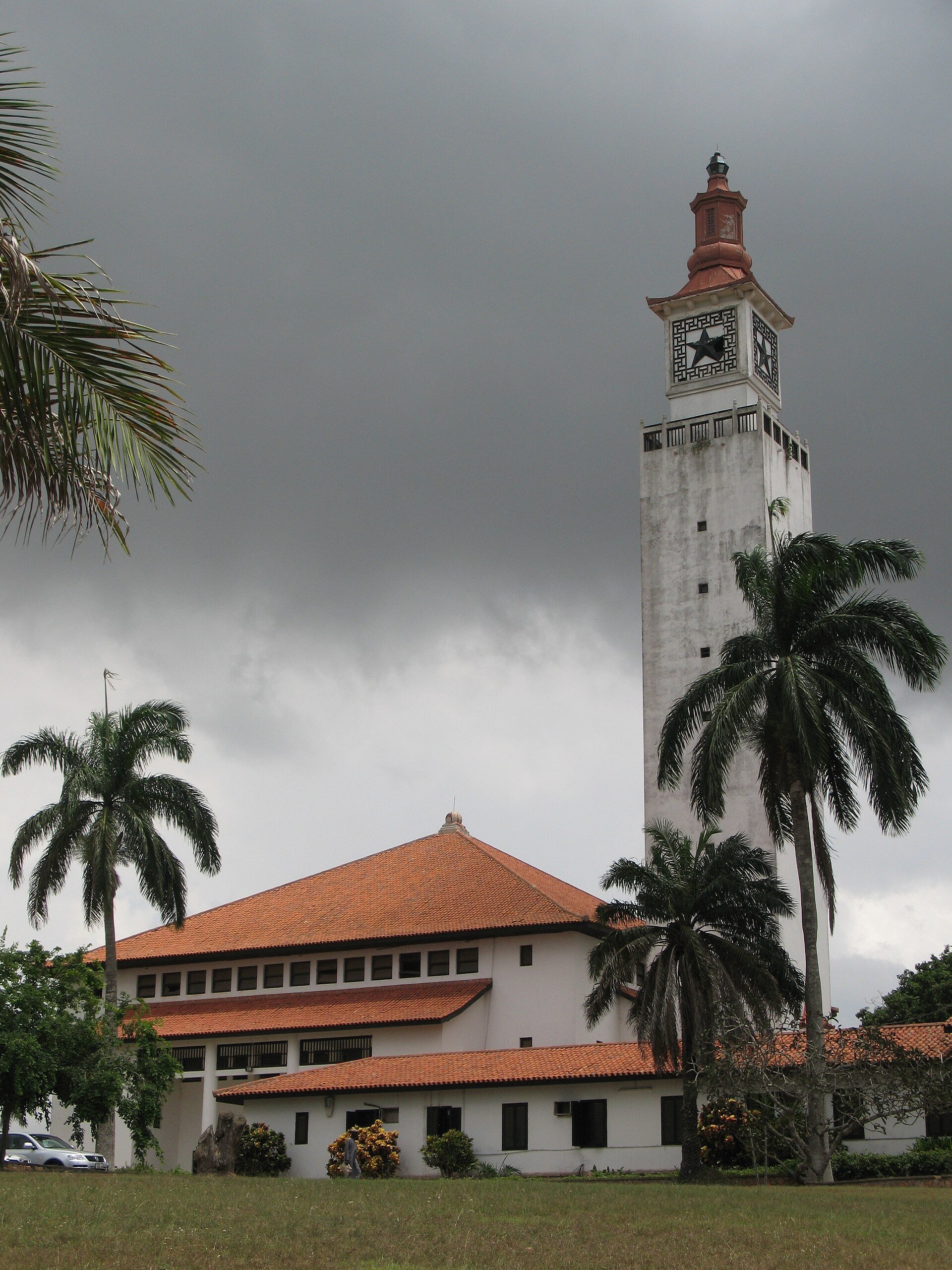 Photo: Rtevels / CC BY-SA 3.0 via Wikimedia Commons University of Ghana