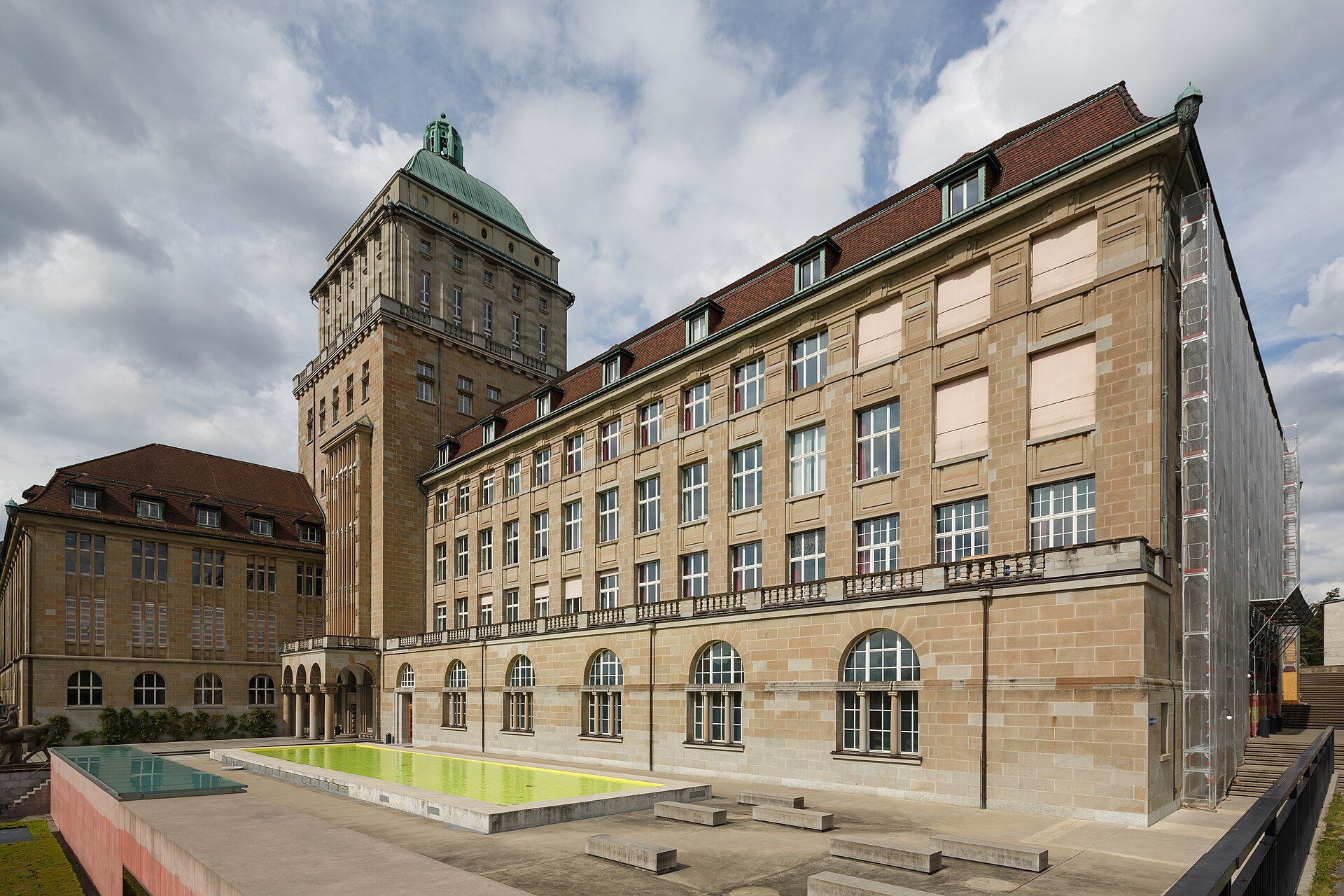 University of Zurich